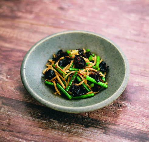 サムネイル：にんにくの芽のピリ辛和え