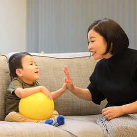 画像：お母さんとお子さん