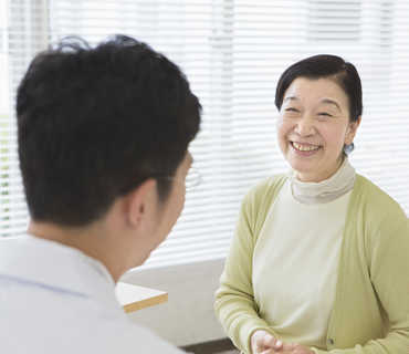 症状に変化がなくても、定期的な検査を。