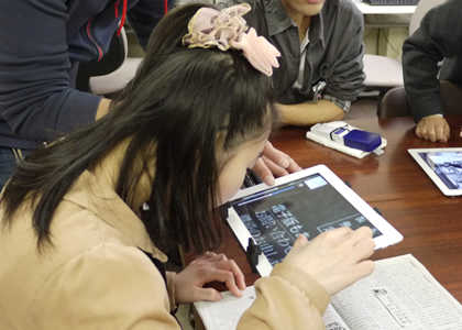 小さな文字も写真も思いのままに。