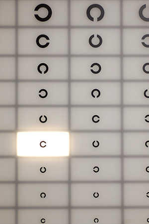 イメージ:視力検査表